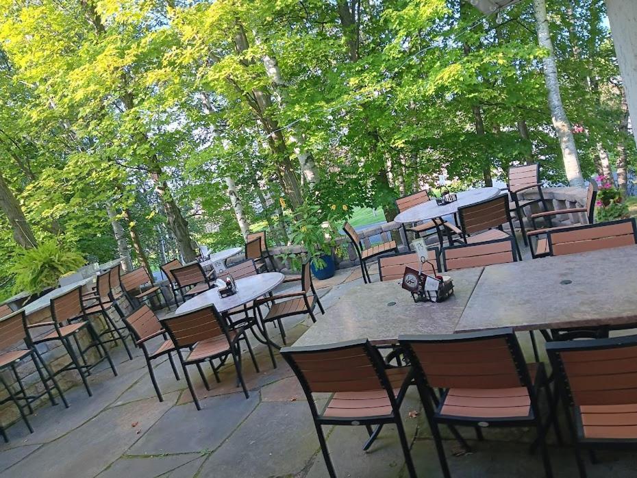 White Birch Inn Sturgeon Bay Bagian luar foto